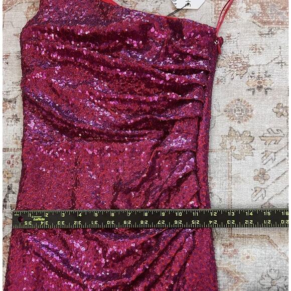 Dress The Population Martine Sequin One Shoulder Dress in Fuchsia Size S NWT - Picture 4 of 15